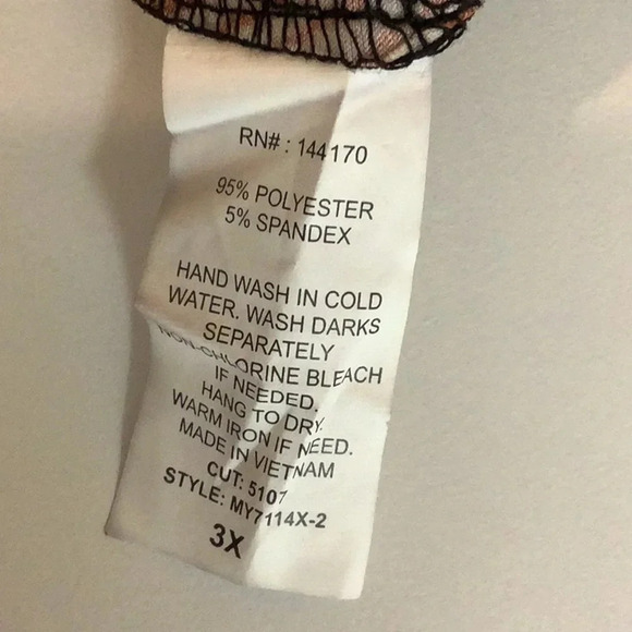 Exclusive One Size 3X Sleeveless Top With Gold Details. New Without Tags - Picture 6 of 8